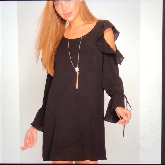 Dresses & Skirts - black cold shoulder dress